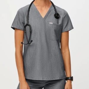 Figs Catarina One-Pocket Scrub Top Graphite XL